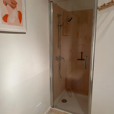De La Apartman